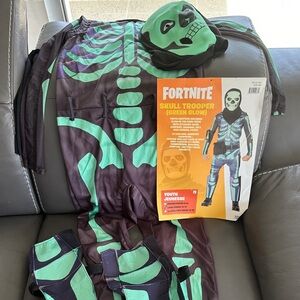 Skull Trooper Kids Costume - Green and Black